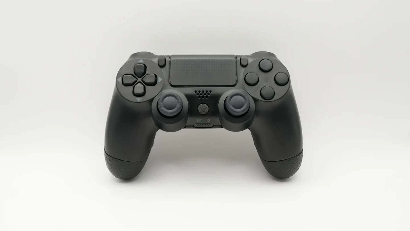 Black Axion controller — front view