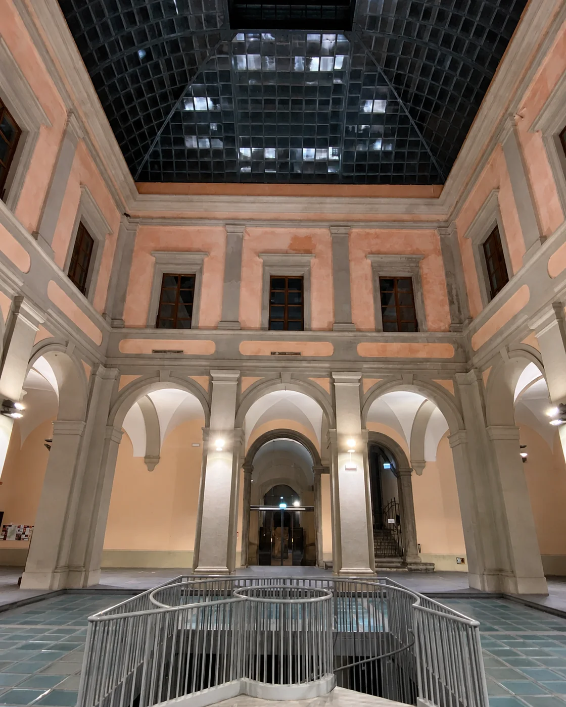 Palazzo Bufalini courtyard and roof before the event