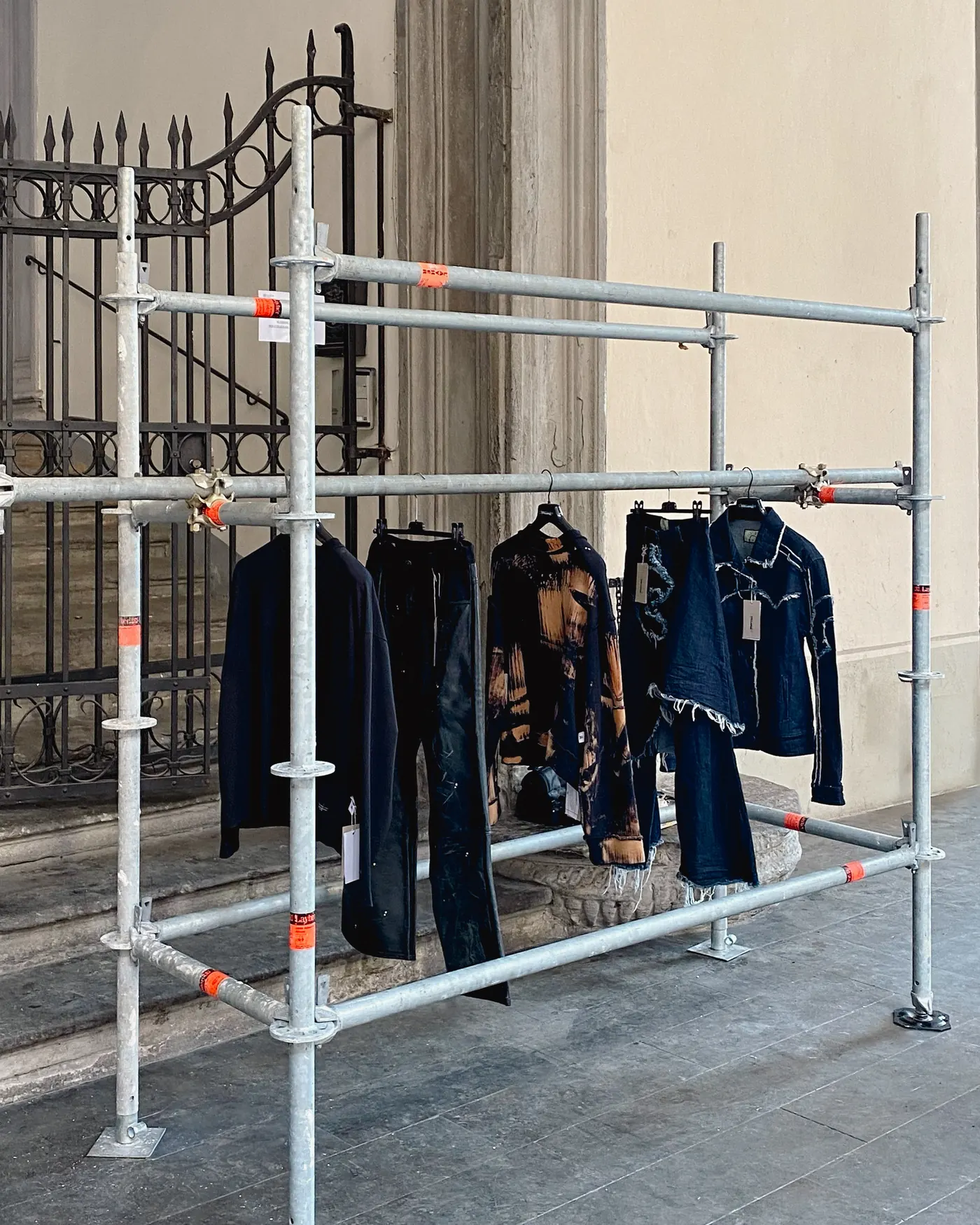 COLLAPSE EXHIBITION / Original exhibition photograph at Palazzo Bufalini